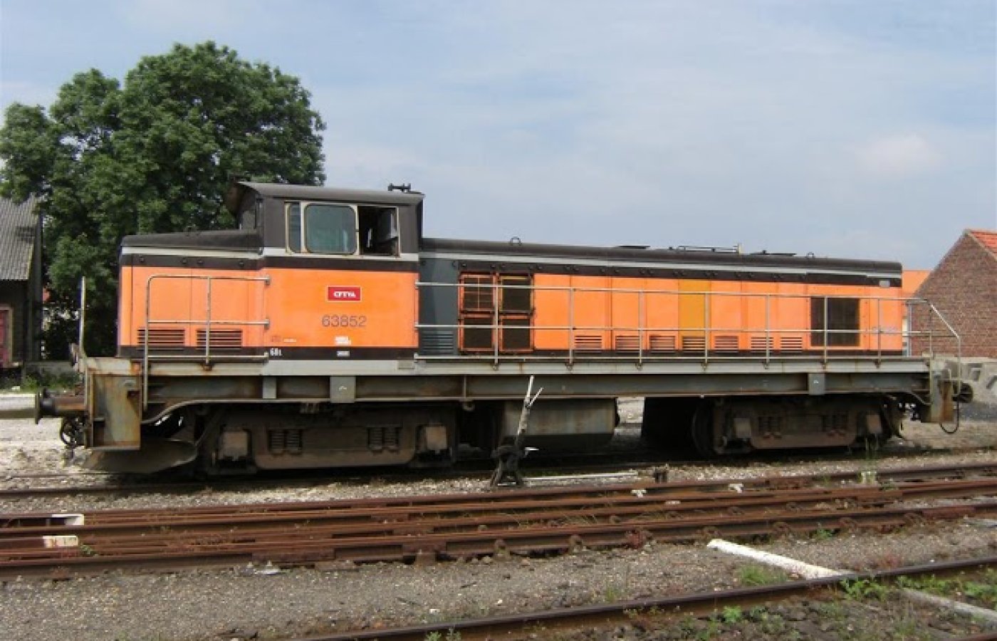 BB 63852 - Dieselelektrische locomotief